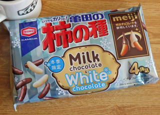 「亀田製菓 亀田の柿の種 ミルクチョコ＆ホワイトチョコ 袋73g」のクチコミ画像 by 7GのOPさん