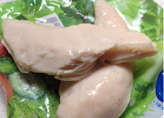 「トップバリュ 国産鶏肉使用 サラダチキン ささみ肉 プレーン 袋100g」のクチコミ画像 by レビュアーさん