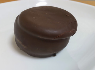 「ロッテ 生 チョコパイ ニューヨークチーズケーキ 袋1個」のクチコミ画像 by はるなつひさん
