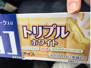 「森永製菓 板チョコアイス トリプルホワイト 箱72ml」のクチコミ画像 by kina子いもさん