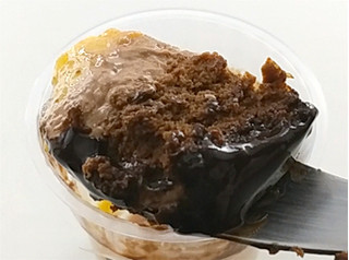 「アンデイコ 4層チョコレートケーキ カップ1個」のクチコミ画像 by くまプップさん