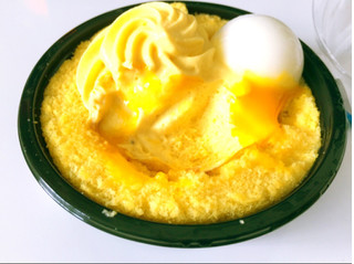 「ローソン Uchi Cafe’ SWEETS × ICE MONSTER マンゴーのロールケーキ」のクチコミ画像 by gggさん