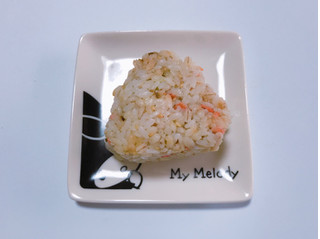 「セブン-イレブン もち麦もっちり！枝豆ごはんおむすび」のクチコミ画像 by レビュアーさん