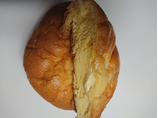 「イトーパン トロペジェンヌ風ブリオッシュクリームパン 袋1個」のクチコミ画像 by レビュアーさん