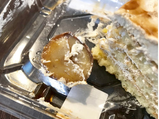 「ローソン Uchi Cafe’ SWEETS モンブランのクリームパンケーキ」のクチコミ画像 by やにゃさん