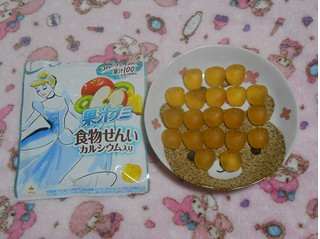「明治 果汁グミ 食物せんいフルーツミックス 袋68g」のクチコミ画像 by tibihiromiさん