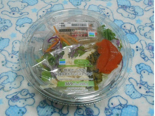 「ファミリーマート 野菜たっぷり！博多明太子のパスタサラダ」のクチコミ画像 by tibihiromiさん