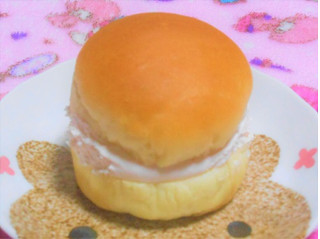 「ヤマザキ マリトッツォ イチゴクリーム 袋1個」のクチコミ画像 by tibihiromiさん