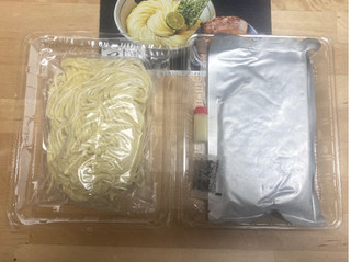 「丸山製麺 ヌードルツアーズ つじ田 濃厚つけ麺 1人前（麺250g）」のクチコミ画像 by 踊る埴輪さん