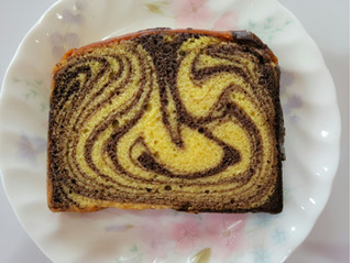 「ヤマザキ 日々カフェ チョコとバナナの マーブルパウンドケーキ 袋1個」のクチコミ画像 by 紫の上さん