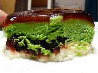 「ハーゲンダッツ ジャポネ 抹茶アズキ カップ112ml」のクチコミ画像 by ニャンさん