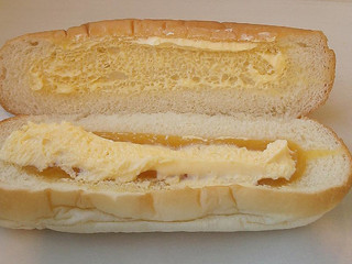 こっぺぱん セブン-イレブンから新登場!! 甘味と塩味を楽しめる「話題の