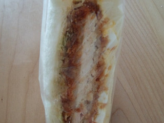 「デイリーヤマザキ チキンカツサンド」のクチコミ画像 by ごま豆腐さん