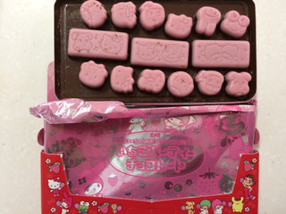 高評価】不二家 ペコ×サンリオいちごパーティーチョコレートの 高評価】不二家 ペコ×サンリオいちごパーティーチョコレートの