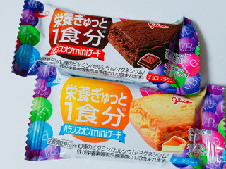 「江崎グリコ バランスオン miniケーキ チーズケーキ 袋23g」のクチコミ画像 by nag～ただいま留守にしております～さん