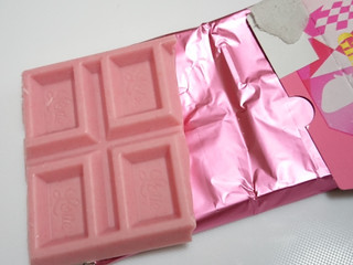 中評価 ロッテ ガーナ ピンクチョコレート 箱47gのクチコミ 評価 カロリー 値段 価格情報 もぐナビ