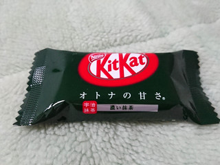 高評価 ネスレ キットカット ミニ オトナの甘さ 濃い抹茶 袋12枚 製造終了 のクチコミ 評価 値段 価格情報 もぐナビ