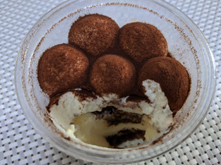 「セブン-イレブン とろけるティラミス」のクチコミ画像 by banさん