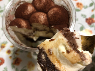 「セブン-イレブン とろけるティラミス」のクチコミ画像 by モニャモニャさん