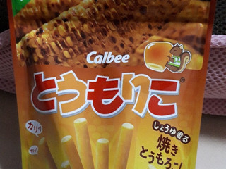 「カルビー とうもりこ 焼きとうもろこし味 袋32g」のクチコミ画像 by レビュアーさん