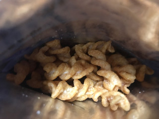 「無印良品 糖質10g以下のお菓子 パスタスナック カレー味 袋32g」のクチコミ画像 by レビュアーさん