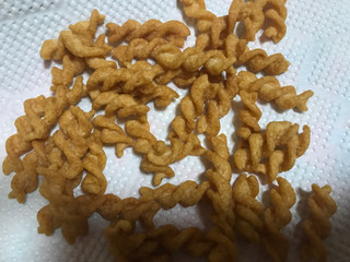 「無印良品 糖質10g以下のお菓子 パスタスナック カレー味 袋32g」のクチコミ画像 by レビュアーさん