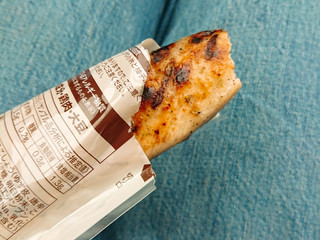 「ローソン セレクト 炭火焼サラダチキン 柚子こしょう」のクチコミ画像 by ぺりちゃんさん