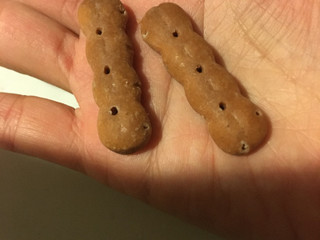 「ギンビス ミニ アスパラガスビスケット 十勝あずき味 袋40g」のクチコミ画像 by まるちゃーんさん