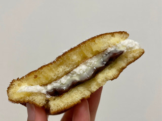 「ローソン Uchi Cafe’ じゅわどら じゅわどら焼きあんバターホイップ」のクチコミ画像 by apricotさん