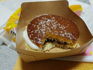 「ローソン Uchi Cafe’ じゅわどら じゅわどら焼きあんバターホイップ」のクチコミ画像 by やっぺさん