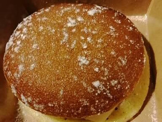 「ローソン Uchi Cafe’ じゅわどら じゅわどら焼きあんバターホイップ」のクチコミ画像 by とくめぐさん