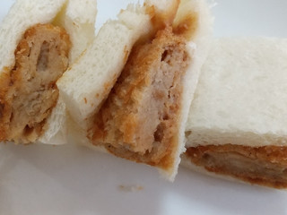 「ヤマザキ ランチパック メンチカツ 袋2個」のクチコミ画像 by みほなさん