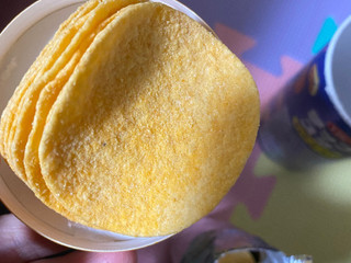 「YBC チップスターS チェダーチーズ味 箱50g」のクチコミ画像 by gologoloさん