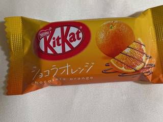 「ネスレ キットカット ショコラオレンジ ミニ 袋10枚」のクチコミ画像 by ぺりちゃんさん