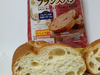 「ヤマザキ 塩バターフランスパン 袋7枚」のクチコミ画像 by ミヌゥさん