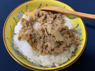 「トロナ すき家 牛丼の具 袋70g×3」のクチコミ画像 by レビュアーさん