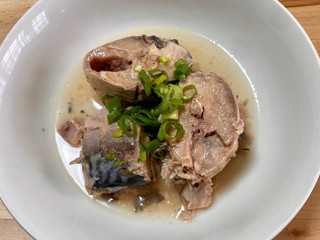 「マルハ さば水煮 月花 缶200g」のクチコミ画像 by 踊る埴輪さん