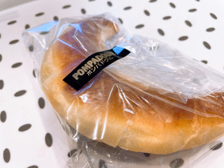 「ポンパドウル 塩パンロール あんバター」のクチコミ画像 by ぺりちゃんさん