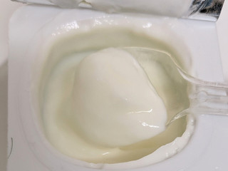 「ダノン ダノンビオ シチリア産レモン カップ75g×4」のクチコミ画像 by まめぱんださん