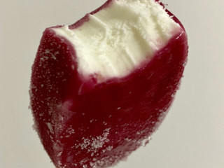 「明治 ブルガリア フローズンヨーグルトデザート ブルーベリー 袋85ml」のクチコミ画像 by カスタード ホイップさん