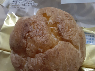 「モンテール 小さな洋菓子店 牛乳と卵のシュークリーム 袋1個」のクチコミ画像 by もこもこもっちさん