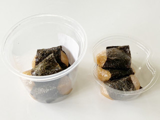 「シャトレーゼ 風味豊かな有明海苔のいそべ餅カップ入 6個」のクチコミ画像 by コーンスナック好きさん