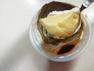 「モンテール 小さな洋菓子店 焼プリン・モンブラン」のクチコミ画像 by なんやかんやさん