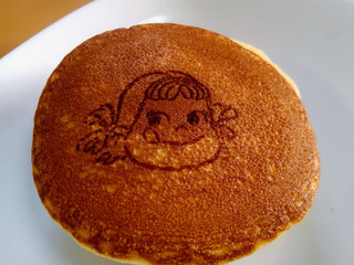 中評価】不二家 ペコちゃんパンケーキ チョコレート入れちゃいました