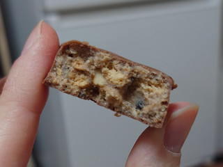 「有楽製菓 ブラックサンダー 至福のバター 1本」のクチコミ画像 by レビュアーさん