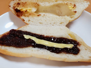 「セブン-イレブン あんバター塩パン」のクチコミ画像 by はるなつひさん