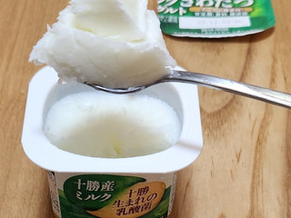 「明治 北海道十勝 ミルクきわだつヨーグルト カップ75g×4」のクチコミ画像 by みにぃ321321さん