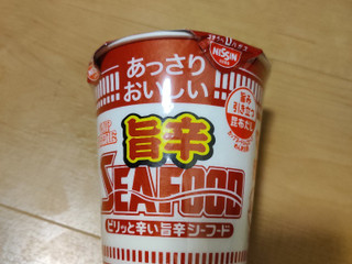 「日清食品 あっさりおいしいカップヌードル 旨辛シーフード カップ58g」のクチコミ画像 by NeOさん