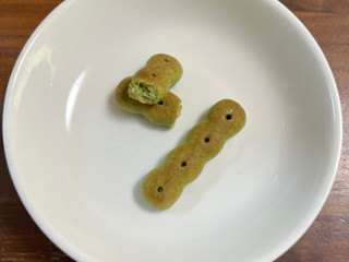 「ギンビス ホワイトチョコがしみこんだミニアスパラガス 抹茶ラテ味 37g」のクチコミ画像 by ピンクのぷーさんさん