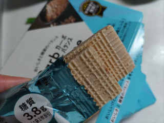 中評価】ブルボン カーボバランス 濃厚きなこウエハースの感想